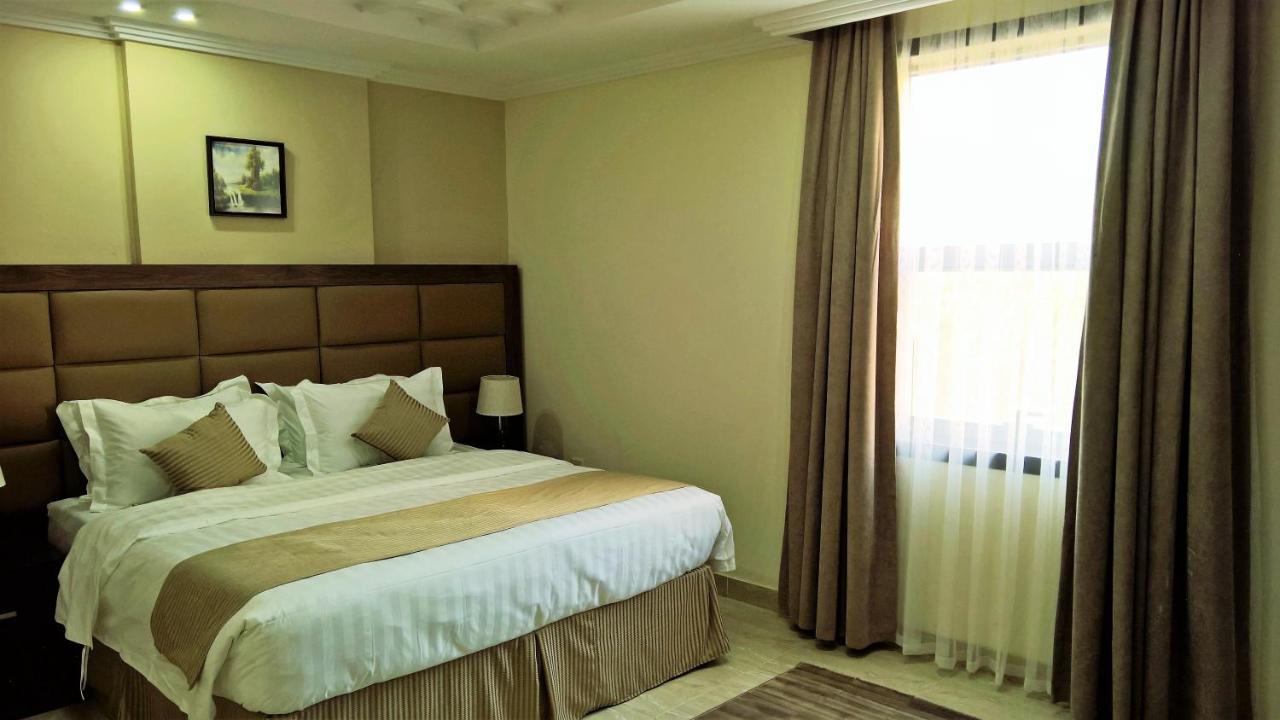 Gold Palace Serviced Apartments Jeddah Bagian luar foto