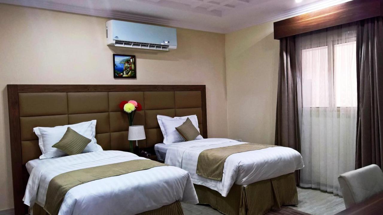 Gold Palace Serviced Apartments Jeddah Bagian luar foto